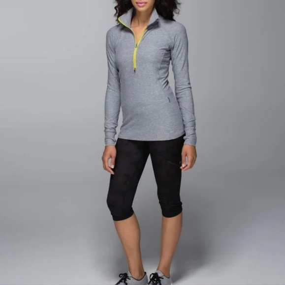 LULULEMON LUNO SIGNATURE UNIQE THUMB HOLE YELLOW ZIP WORKOUT COMFY GRAY-JACKET - Picture 2 of 16